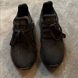 Adidas sneakers size 5.5